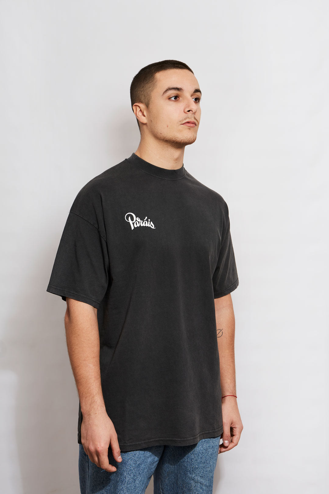 Paráis Vintage Black Tee